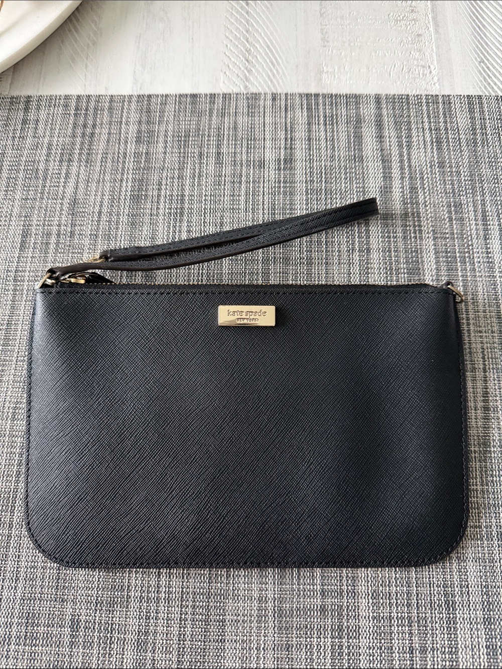 Kate Spade Lolly Newbury Lane black wristlet 8” x 5” VGUC